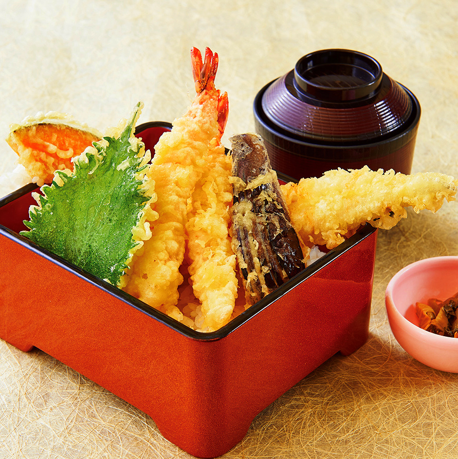 季節野菜と海鮮の天麩羅重